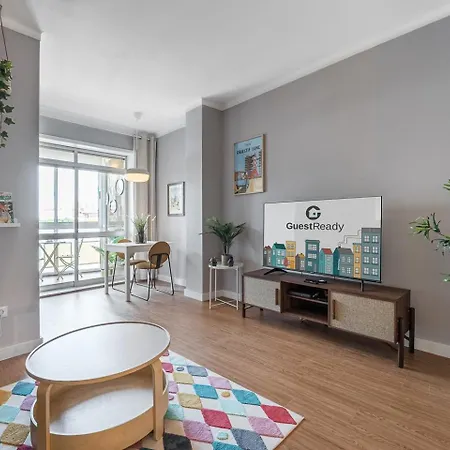 Guestready - A Warm Refuge In Cedofeita * Порту